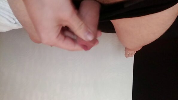 MILF Francesca Le on alati tegutsemiseks valmis